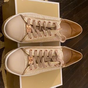 Michael Kors Kristy slide shoe